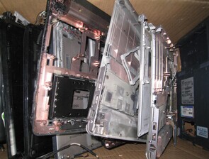 滯銷奢侈品不再直接銷毀,盡可回收利用 滯銷奢侈品不再直接銷毀,盡可回收利用